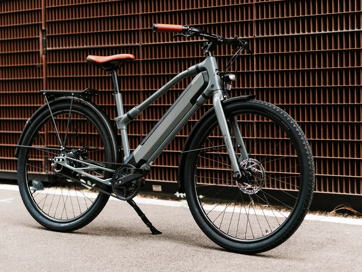 Vélo de fonction REF Bikes, modèle Urban Boost +